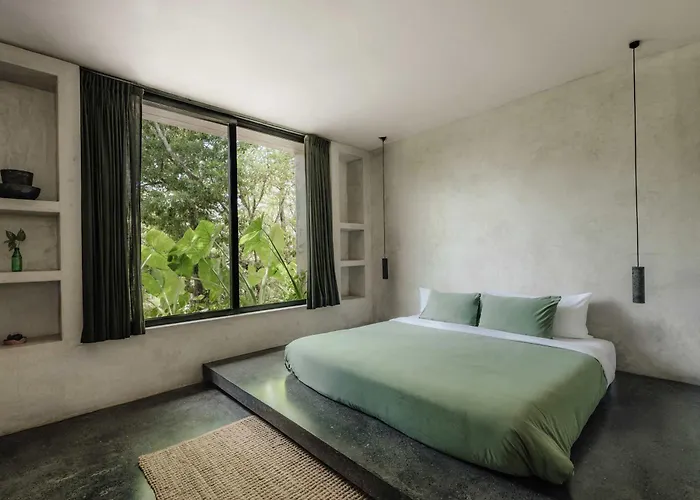 Shalva & Aviv Iconic 200m Villa